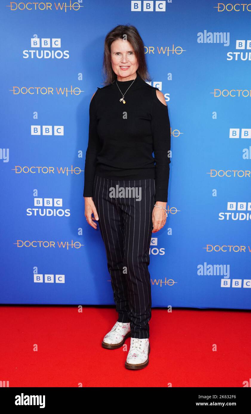 Sophie Aldred partecipa alla prima mondiale di Doctor Who al Curzon Bloomsbury di Londra. Data immagine: Martedì 11 ottobre 2022. Foto Stock