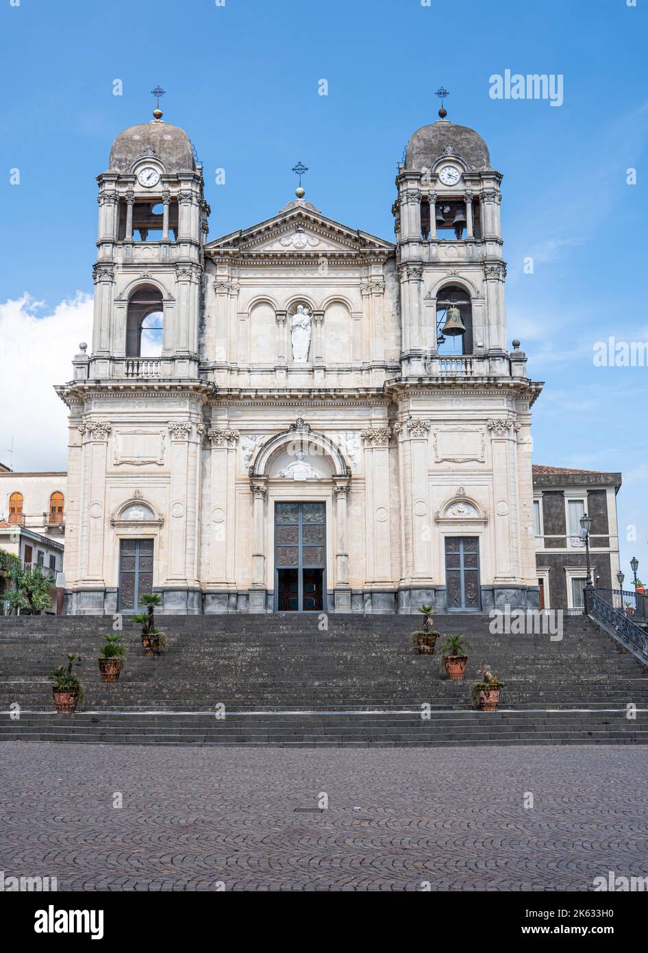 Bella chiesa a Zafferana Etnea Foto Stock