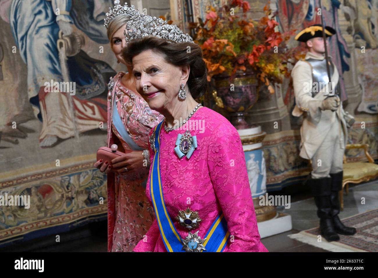 STOCCOLMA 20221011Queen Maxima e Queen Silvia arrivano per una cena di gala per la coppia reale olandese al Palazzo reale. La coppia reale dei Nethe Foto Stock