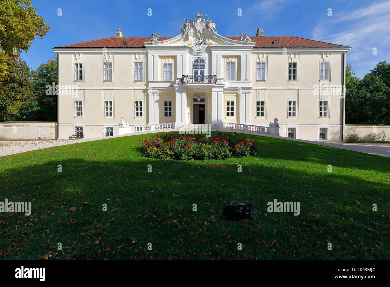 Castello di Wilfersdorf, Weinviertel, bassa Austria, sede storica ancestrale della famiglia principesca del Liechtenstein Foto Stock