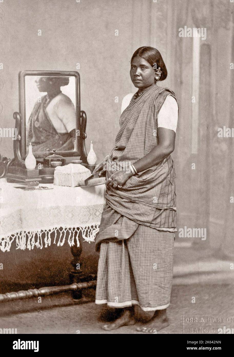 C.1880s India - servo - pulizia casa Foto Stock