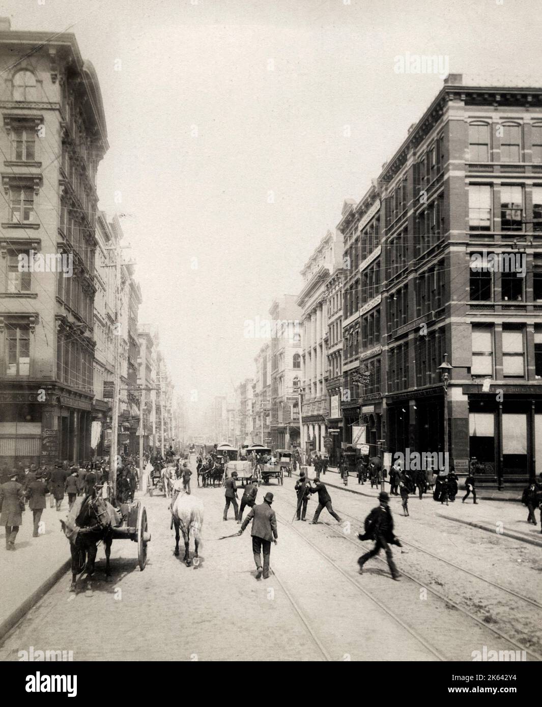 19th ° secolo vintage fotografia: Traffico e pedoni a Broadway New York Foto Stock