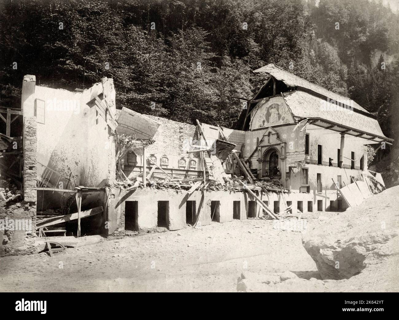 19th ° secolo vintage fotografia: Rovine della cappella, Saint-Gervais les Bains, Francia Foto Stock