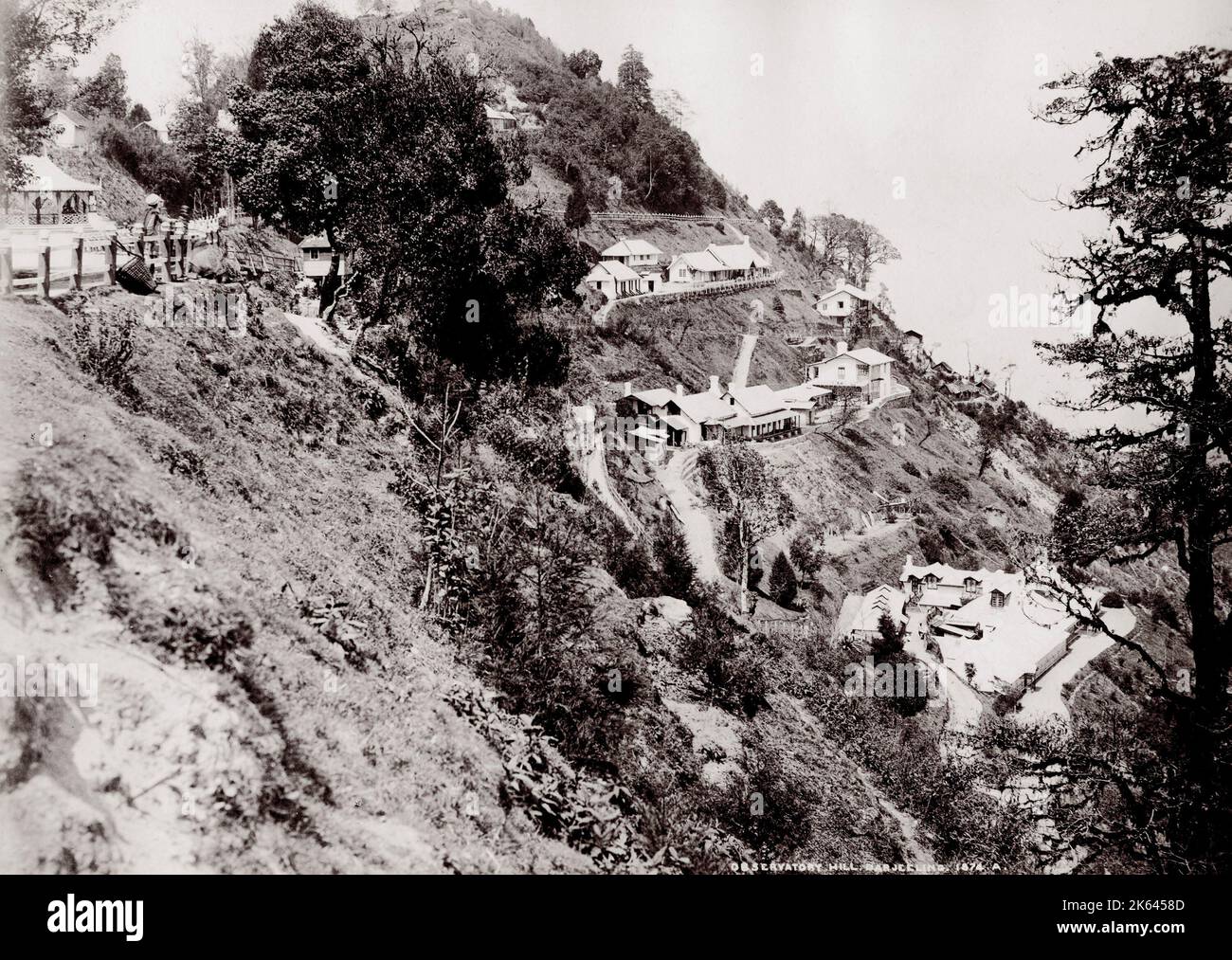 Fotografia d'annata del XIX secolo: Observatory Hill Darjeeling, India, Samuel Bourne. Foto Stock