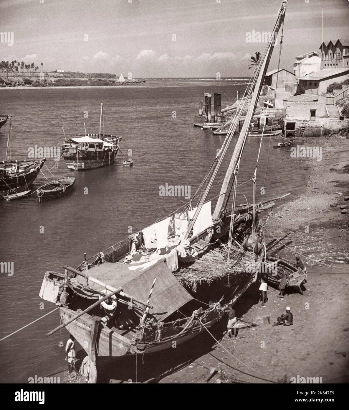 1940s Africa orientale - vista sul mare a Mombasa Kenya Fotografia di un ufficiale di reclutamento dell'esercito britannico di stanza in Africa orientale e in Medio Oriente durante la seconda guerra mondiale Foto Stock