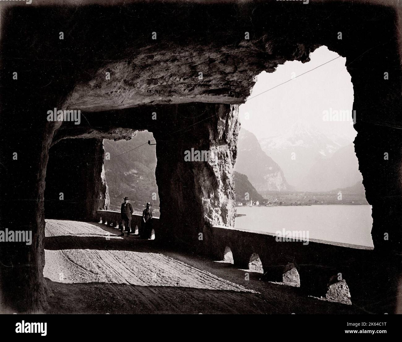 Strada tortuosa a zig zag immagini e fotografie stock ad alta ...