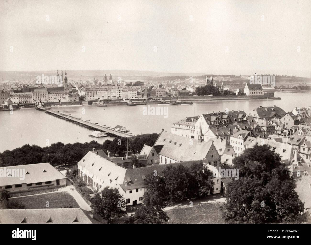 Vintage 19 ° secolo Fotografia: Germania - Coblenza, scritto Coblenza prima del 1926, è una città tedesca sulle rive del Reno e della Mosella Foto Stock