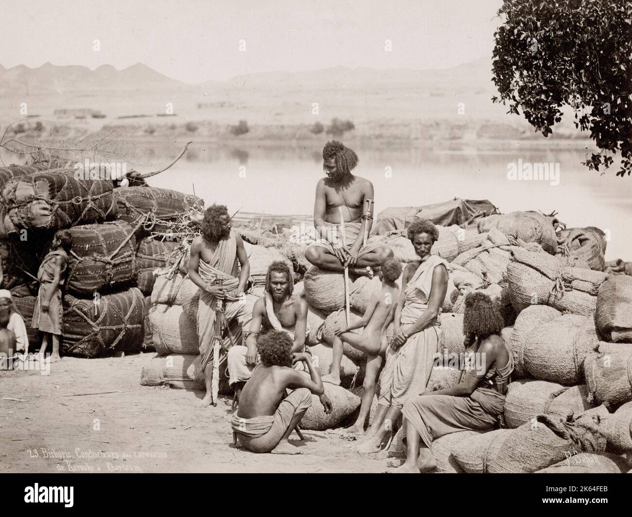 19th ° secolo vintage fotografia: Bichari, Bishari deserto guide - utilizzato per guidare cammelli carovane o treni da Korosko a Khartoum. Foto Stock