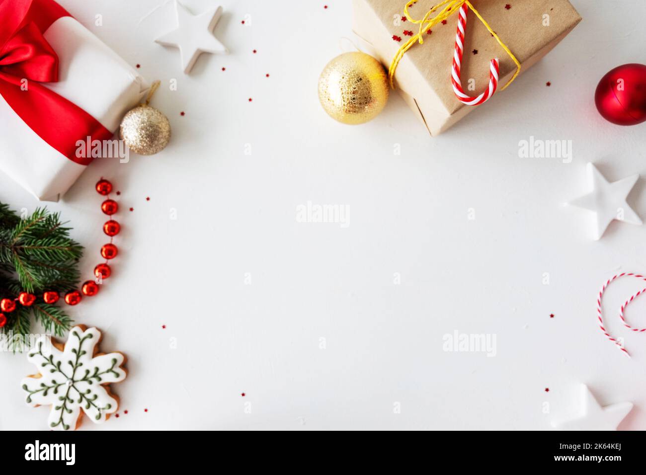 cartolina di natale felice anno nuovo regalo ornamento bianco Foto Stock