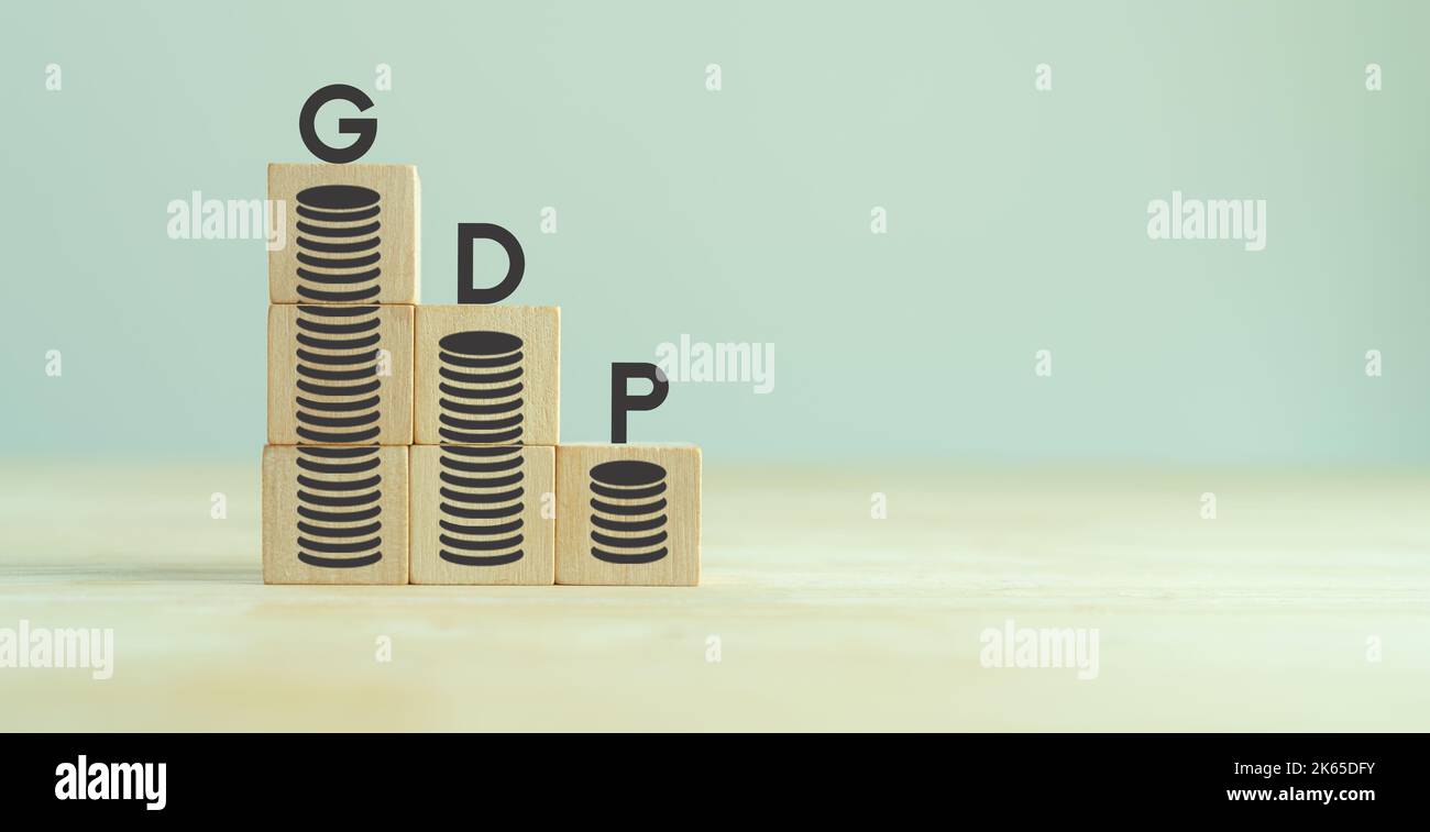 PIL nagativo, prodotto interno lordo in recessione. Totale monetario di tutti i prodotti finiti e servizi prodotti all’interno dei confini di un paese. Econom Foto Stock