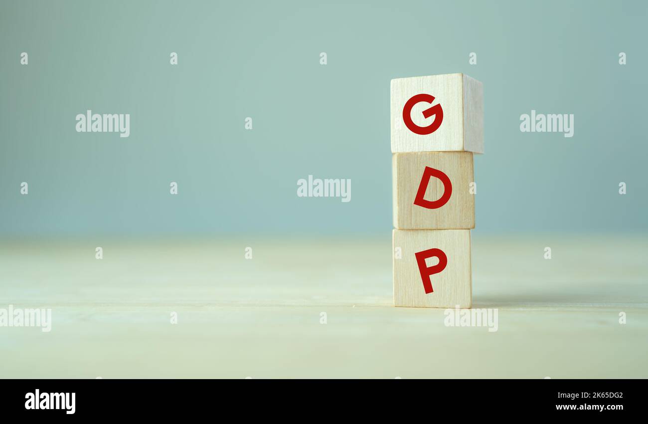 PIL nagativo, prodotto interno lordo in recessione. Totale monetario di tutti i prodotti finiti e servizi prodotti all’interno dei confini di un paese. Econom Foto Stock