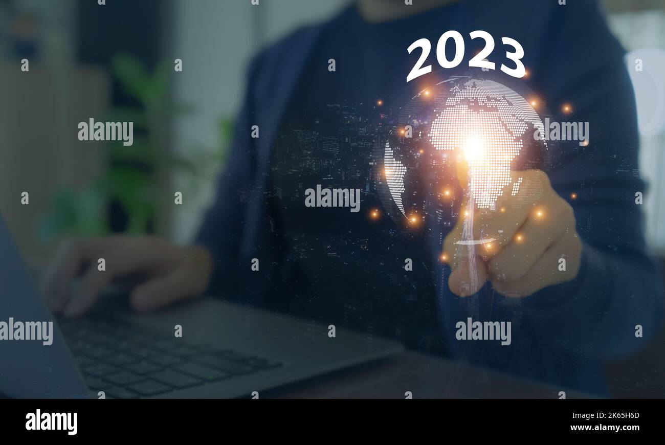 Inizio e inizio del nuovo anno 2023. Preparazione per il nuovo anno, nuovo business, piano, obiettivi e strategie concetto. Digitalizzazione e nuovo Foto Stock