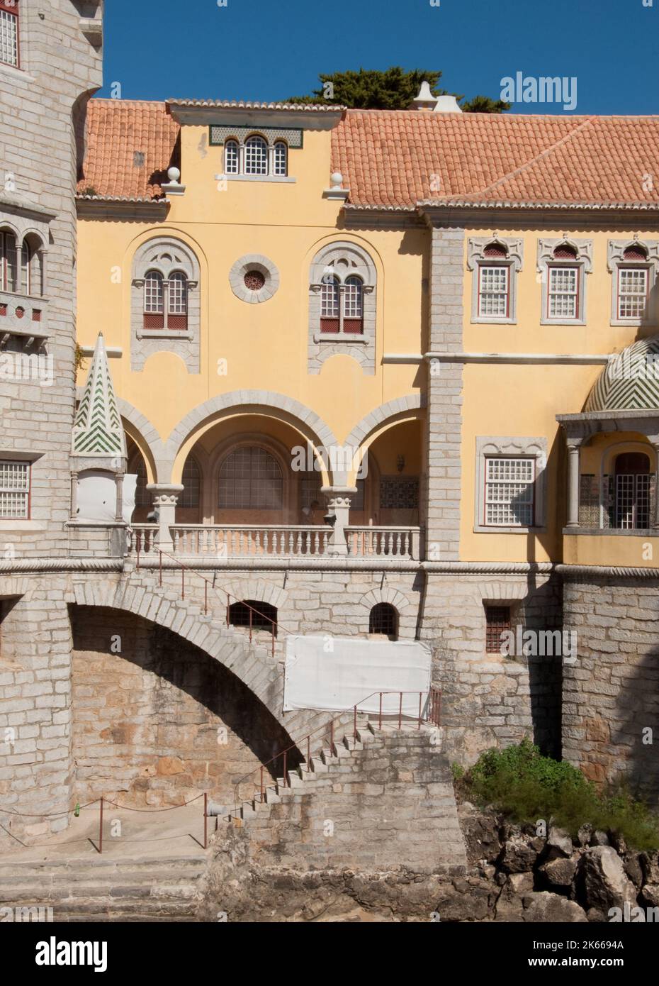 Museu Condes de Castro Guimaraes, Museo dei conti di Castro Guimaraes, Cascais, Portogallo. Bella vecchia casa trasformata in un Museo di Belle Arti Foto Stock