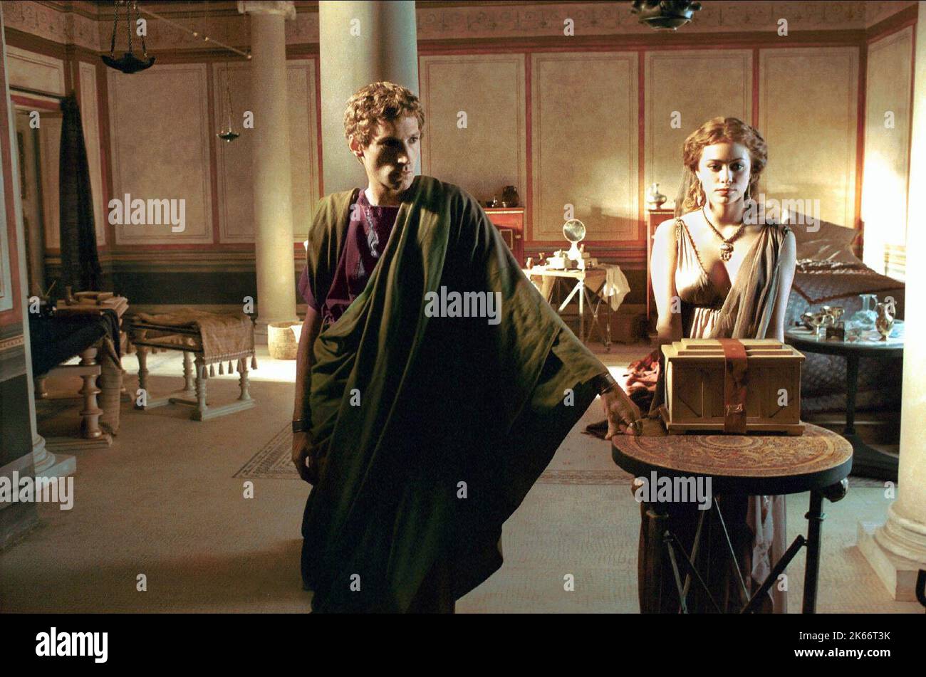 BENJAMIN SADLER, MARTINA STELLA, IMPERIUM: Augusto, 2003 Foto Stock