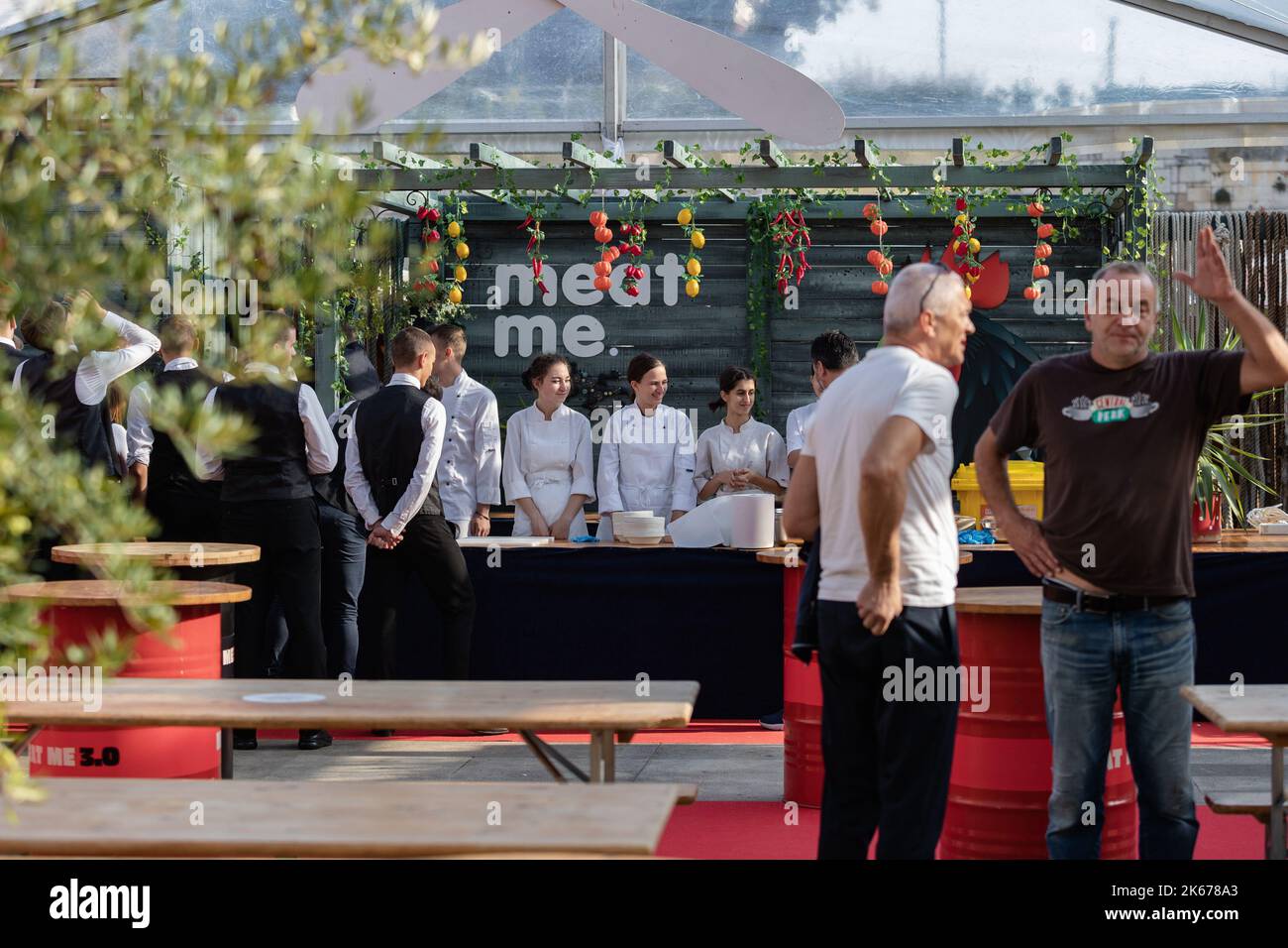 A Zara è iniziato il Festival della carne Me 3,0. Meat Me Festival è un evento gastronomico e di intrattenimento in cui parte della tradizione gastronomica e l'offerta di Zara e della sua regione sarà presentato con un tema principale - le materie prime di carne e i piatti di carne che sono stati e sono in corso di creazione in questa zona, a Zara, Croazia, Il 12 ottobre 2022. Foto: Sime Zelic/PIXSELL Foto Stock