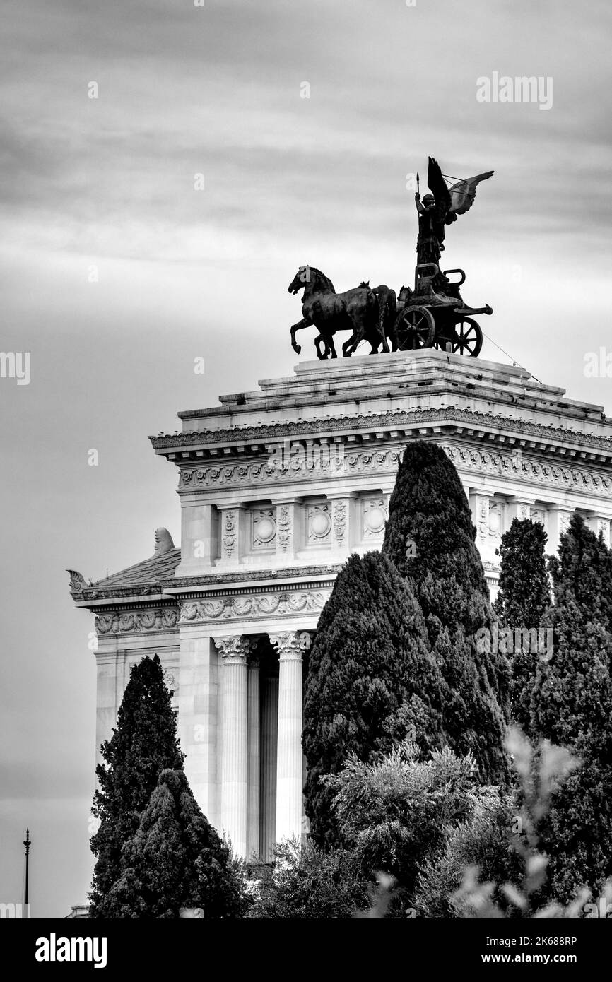 Vista laterale del Vittoriano, Roma, Italia Foto Stock