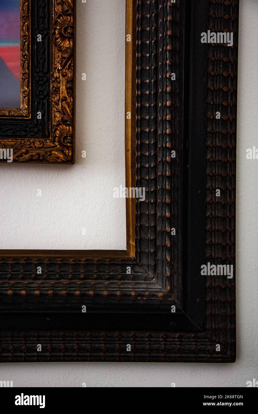 Cornici Magnetiche Per Diamond Painting 30x40cm - Set 8 Pezzi Autoadesive Cornice Magnetica Weigudoc 8 Pezzi