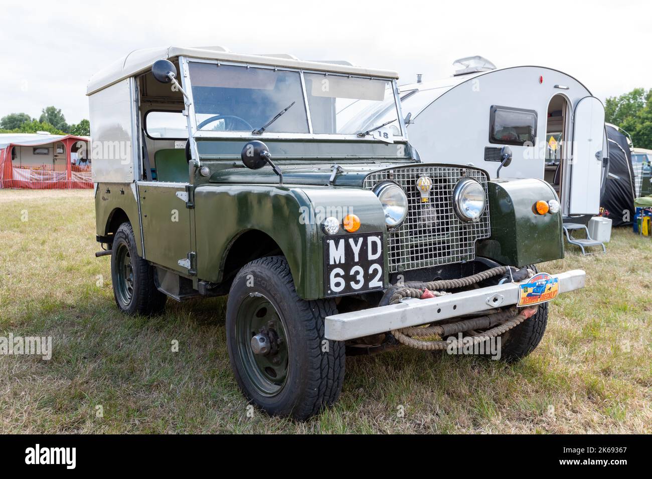 Ilminster.Somerset.United Kingdom.August 21st 2022.A Land Rover d'epoca restaurata è in mostra ad un evento di coltivazione di Yesterdays Foto Stock