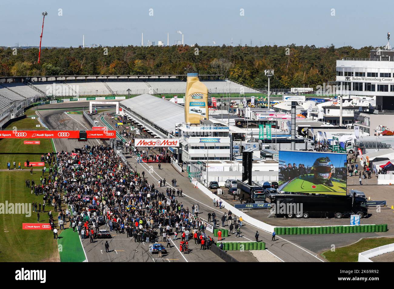 Hockenheim, Germania: DTM Hockenheimring, partenza in griglia Foto Stock