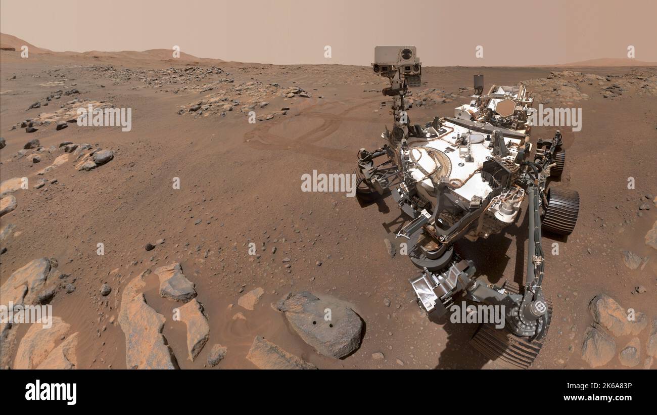 Autoritratto della perseveranza Mars rover su una roccia soprannominata Rochette. Foto Stock