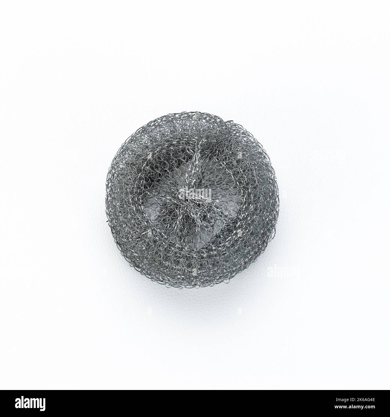 Filo di acciaio metallo scrubber abrasivo utensili per lavaggio stoviglie attrezzature Foto Stock