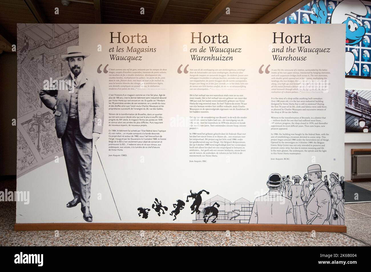 Consiglio dedicato a Victor Horta e all'ex magazzino tessile Waucquez (progettato dall'architetto belga), Museo d'arte del fumetto, Bruxelles, Belgio Foto Stock