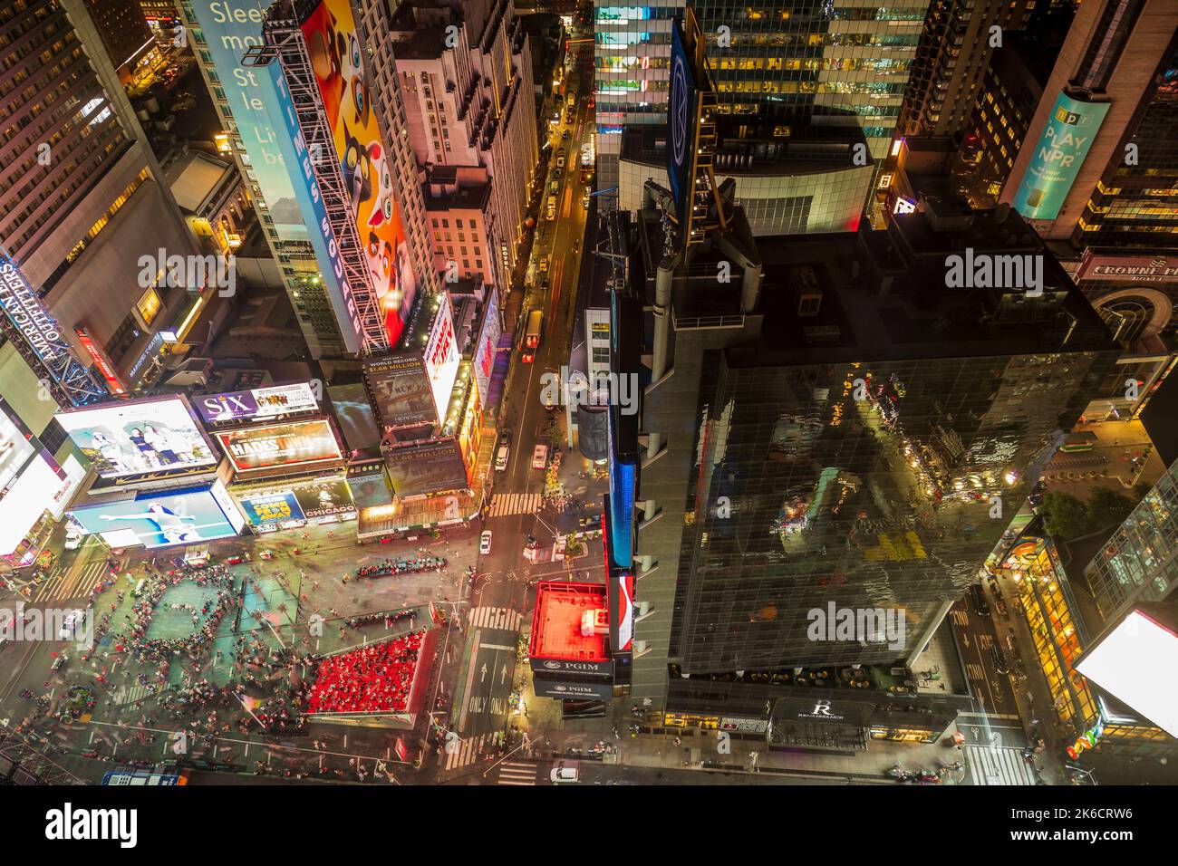 Vista aerea notturna di Times Square, Manhattan, New York, USA Foto Stock