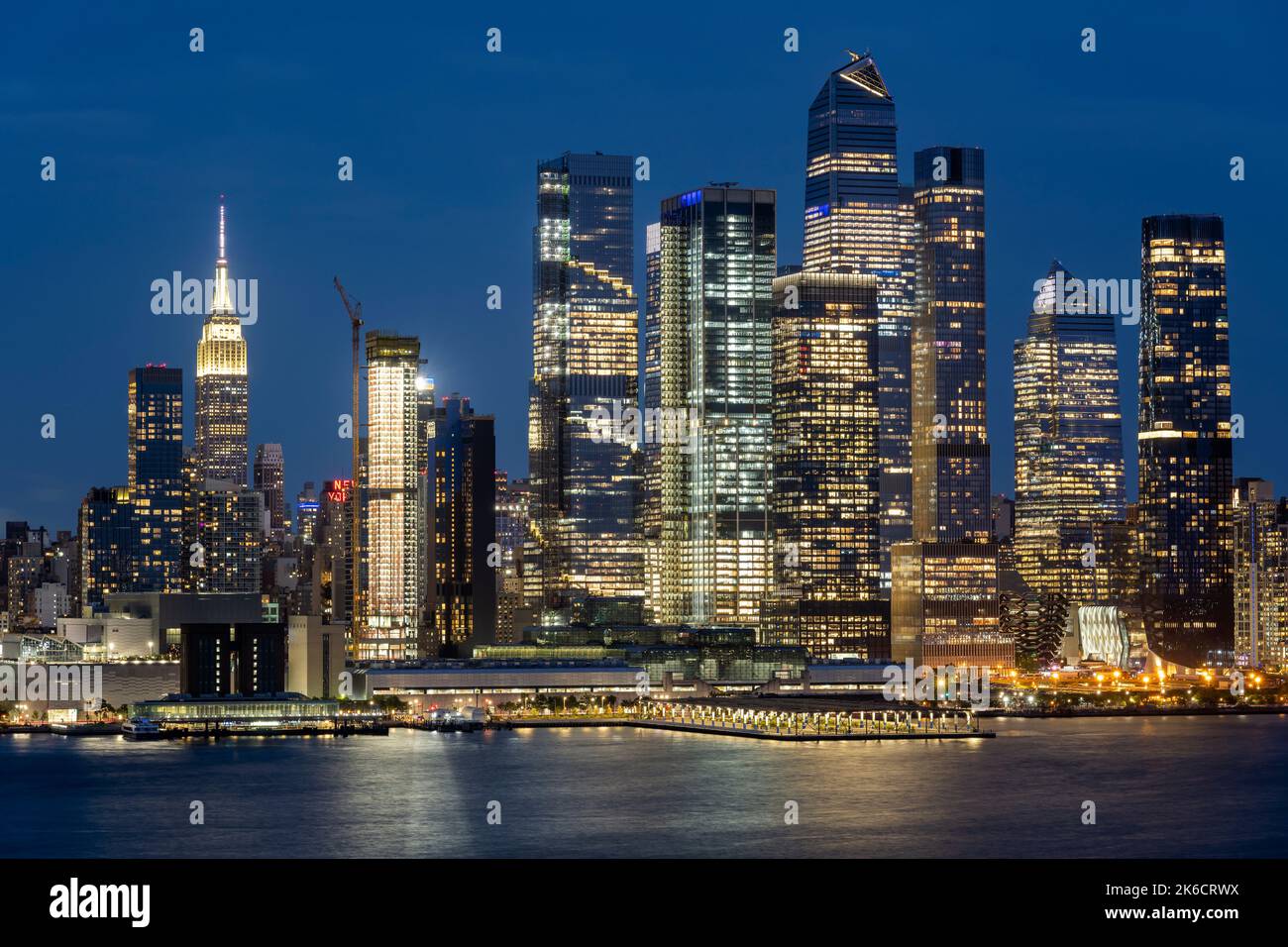 Hudson Yards by night, Manhattan, New York, USA Foto Stock