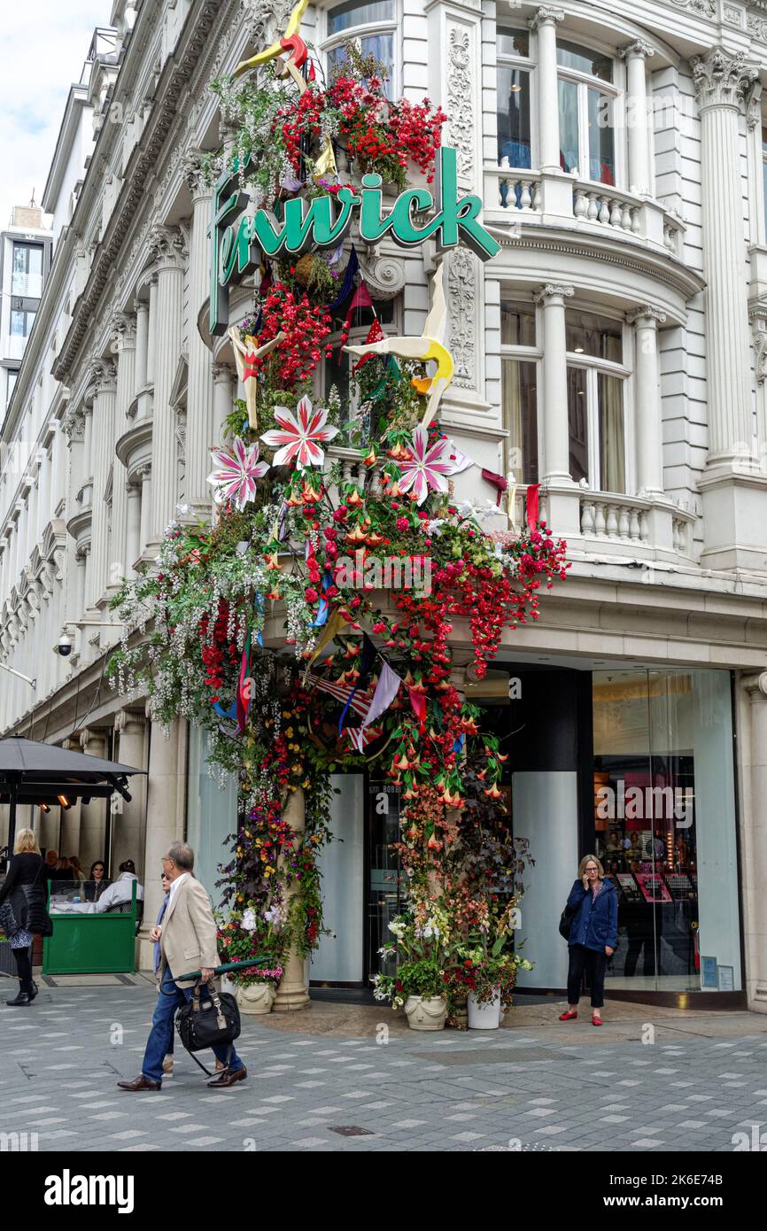 Il grande magazzino Fenwick su New Bond Street, Londra Inghilterra Regno Unito Foto Stock