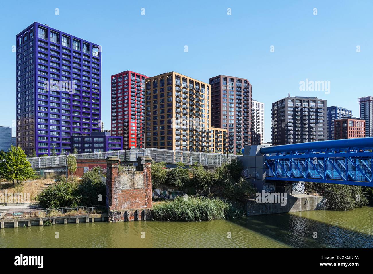 Edifici residenziali moderni di London City Island nella penisola di Leamouth a Londra Inghilterra Regno Unito Foto Stock