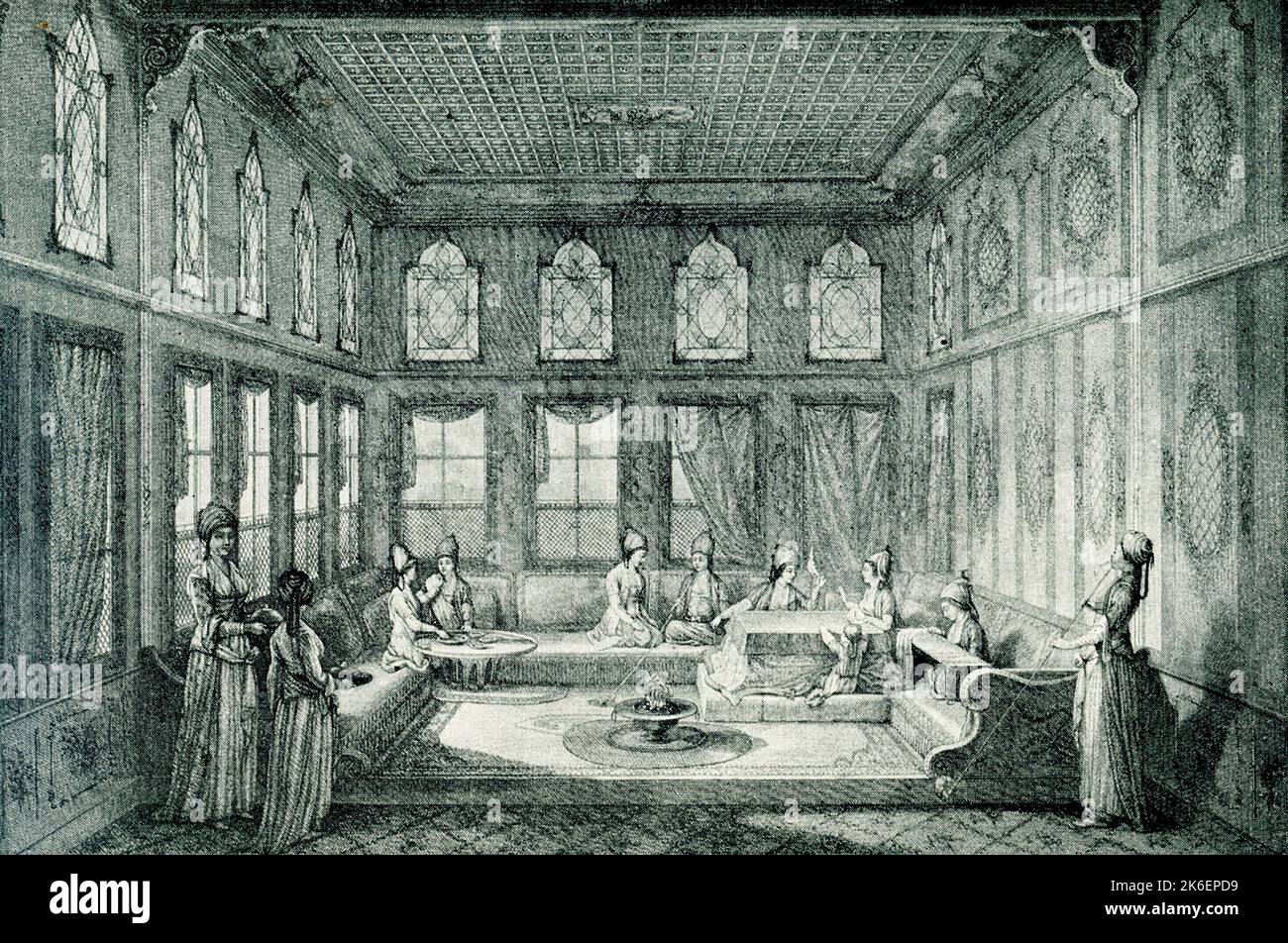 Questa immagine mostra il soggiorno di una signora turca intorno al 1800 - il tempo dell'Impero Ottomano. Foto Stock