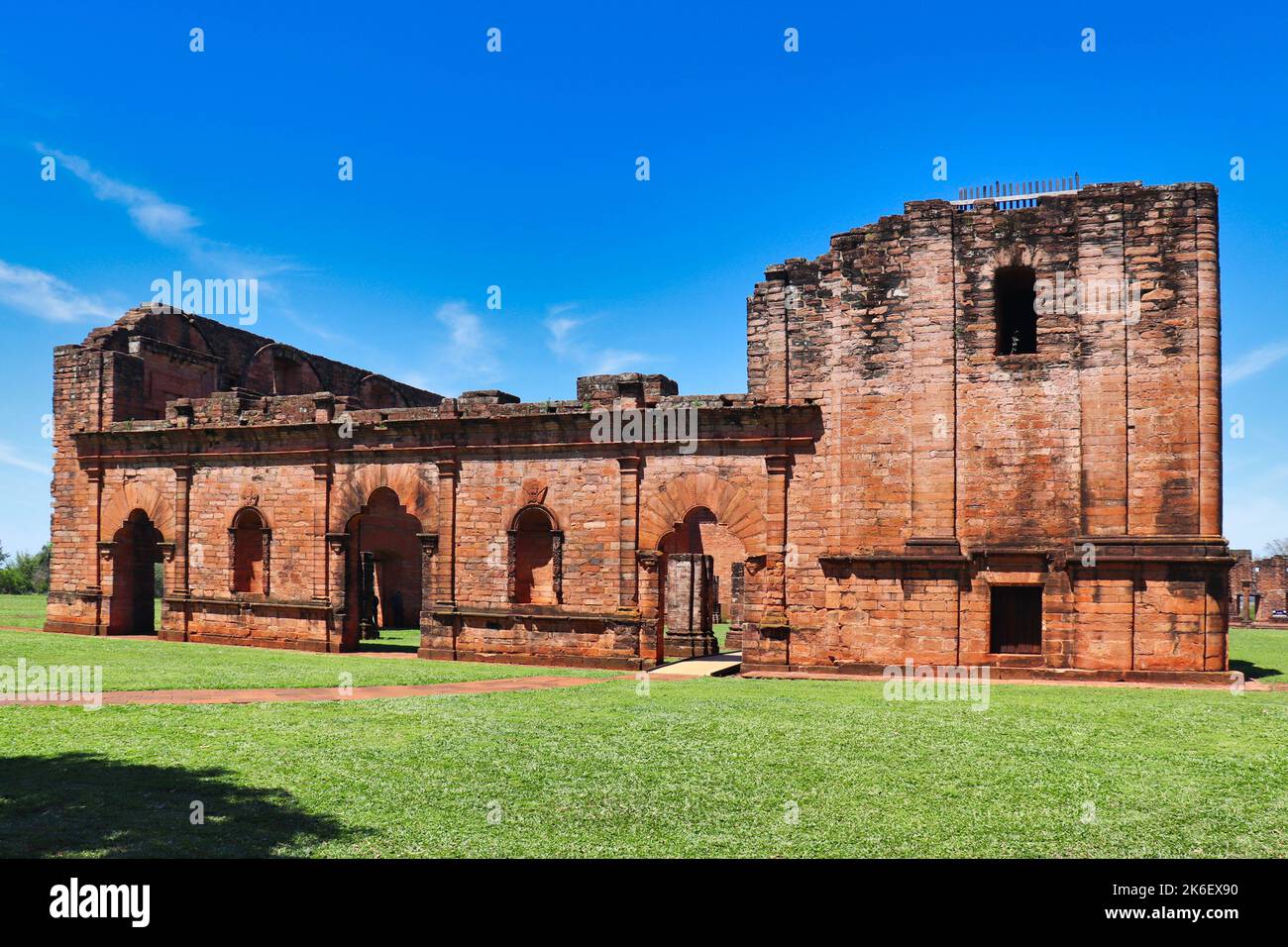 Rovine della riduzione gesuita di Jesús de Tavarangue in Encarnacion Paraguay Foto Stock