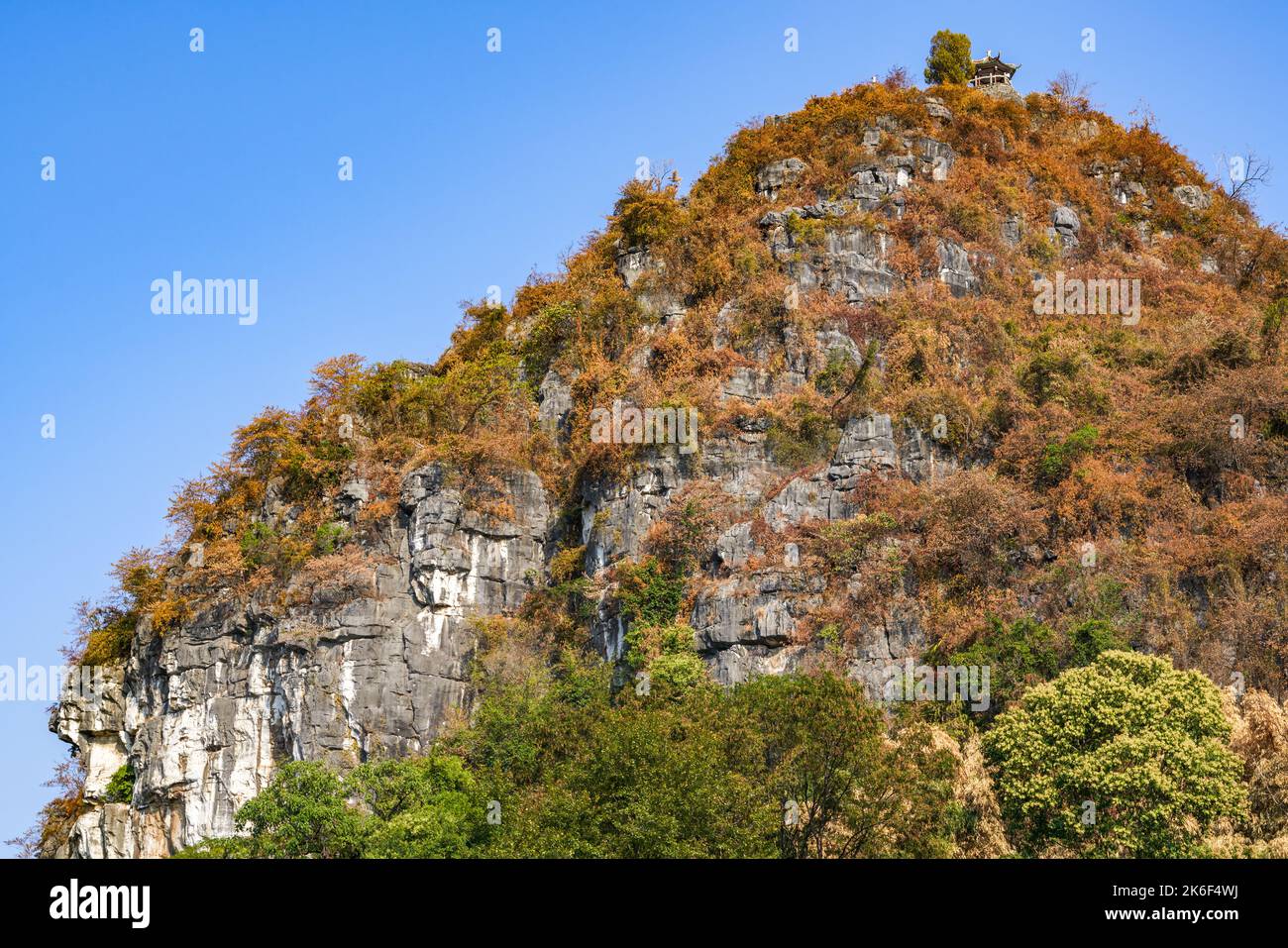Paesaggio di montagna in pietra a Guilin, Guangxi, Cina Foto Stock