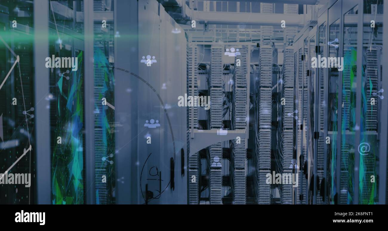 Il concetto di elaborazione dati e interfaccia digitale è che i server elaborano i dati in tutto il Foto Stock