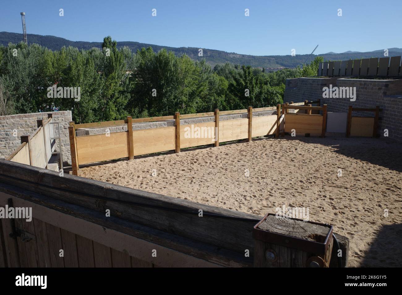 Pamplona, Spagna - 10 luglio, 2022: Penna toro, San Fermin, corsa dei tori Foto Stock