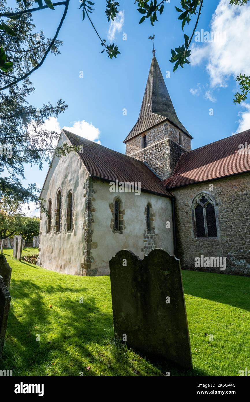 Chiesa di Santa Maria, Church Road, Bramshott, Hampshire, Inghilterra, REGNO UNITO Foto Stock