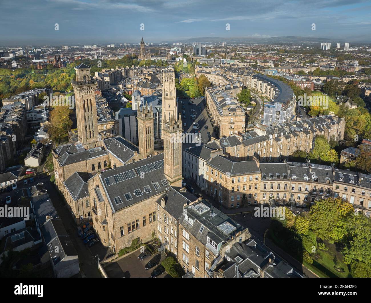 Vista aerea del Parco Circus Glasgow con le Trinity Towers in primo piano. Foto Stock