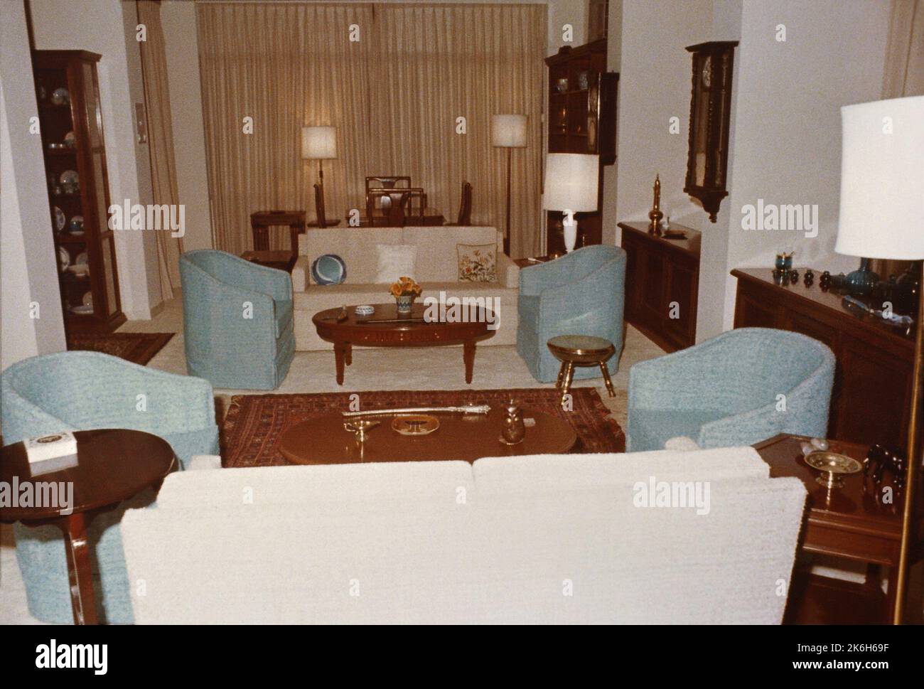 Chennai - funzionario principale/Consul General Residence - 1976, Stati Uniti fotografie relative a ambasciate, consolati e altri edifici d'oltremare Foto Stock Chennai - funzionario principale/Consul General Residence - 1976, Stati Uniti fotografie relative a ambasciate, consolati e altri edifici d'oltremare Foto Stock