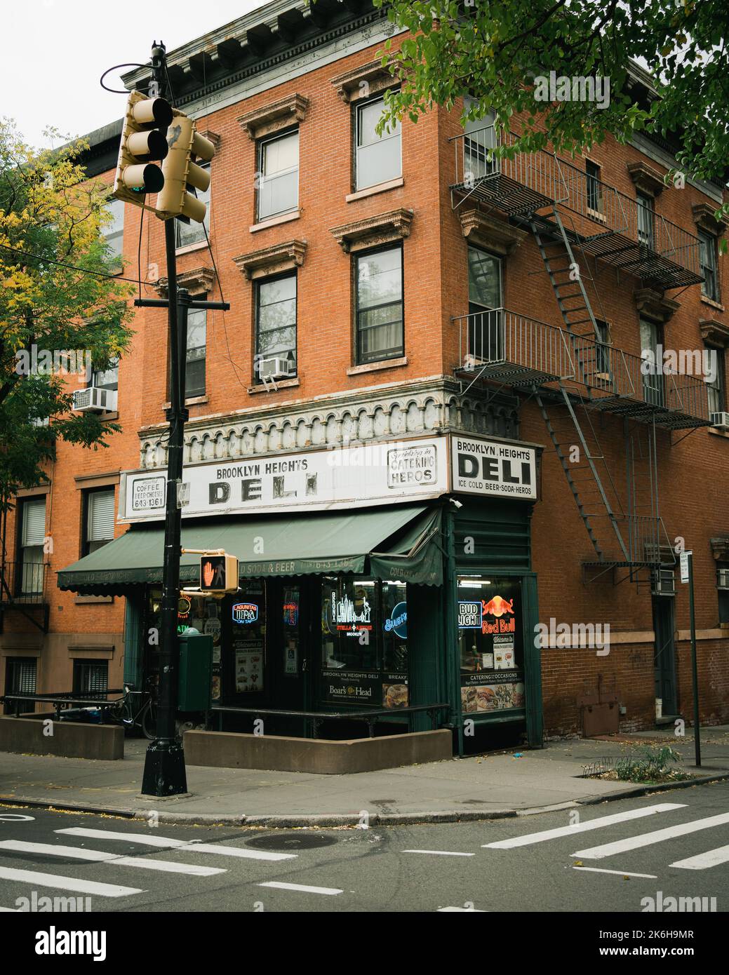 Cartello Brooklyn Heights Deli vintage, Brooklyn, New York Foto Stock