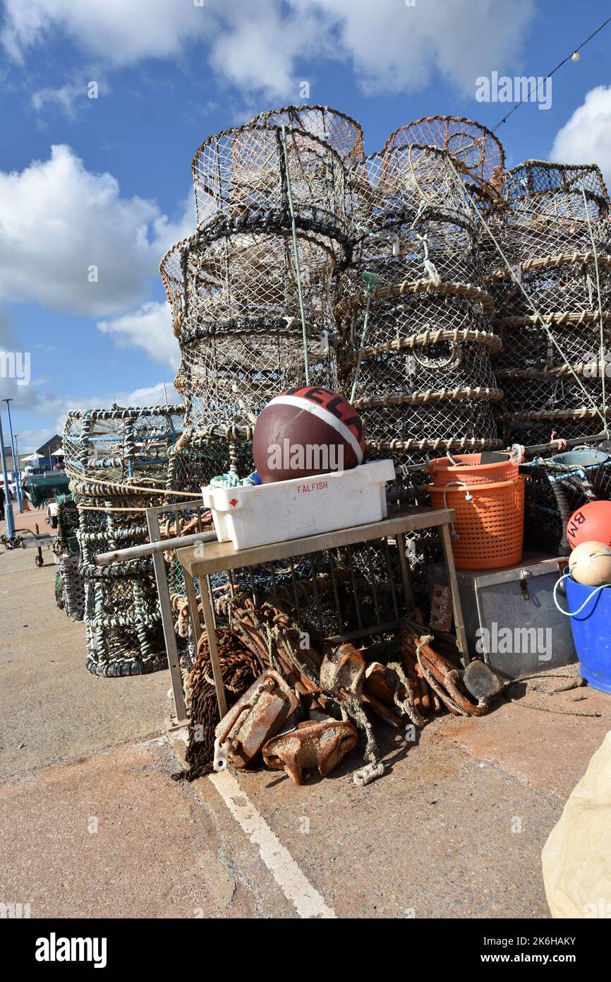 Pentole per la pesca dell'aragosta a Paignton Devon, Regno Unito Foto Stock