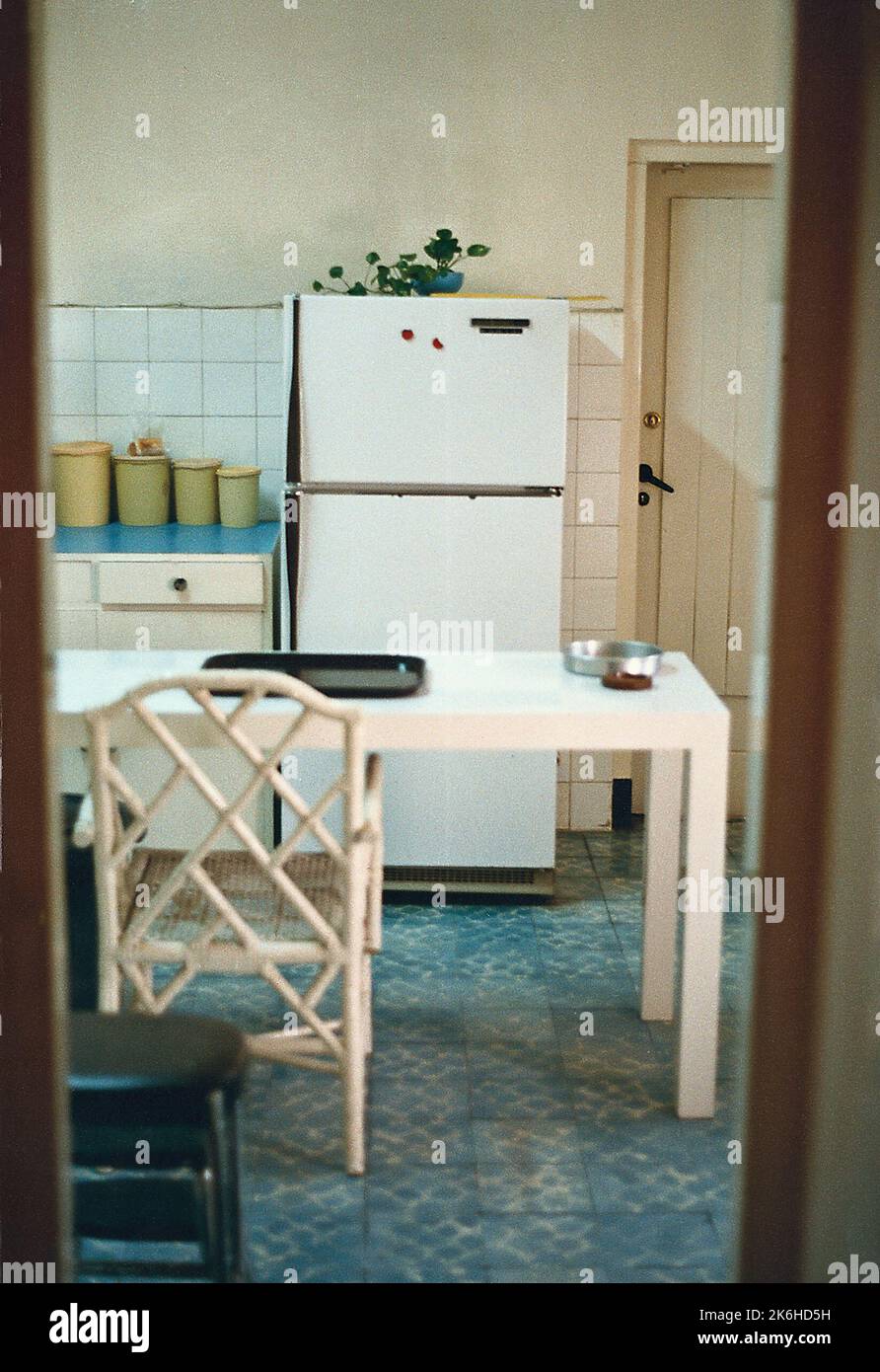 Medan - ufficiale principale/Consul General Residence - 1987, Stati Uniti fotografie relative a ambasciate, consolati e altri edifici d'oltremare Foto Stock Medan - ufficiale principale/Consul General Residence - 1987, Stati Uniti fotografie relative a ambasciate, consolati e altri edifici d'oltremare Foto Stock