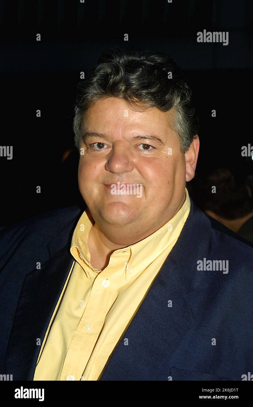 **FOTO DEL FILE** Robbie Coltrane è passato via. Robbie Coltrane al Teatro Ziegfeld Premiere 'Harry Potter and the Sorcerer's Stone', New York 11/11/01 Credit: John Barrett/PhotoLink/MediaPunch Foto Stock