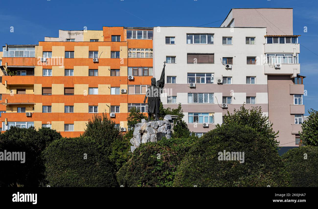 TARGU-JIU, ROMANIA-SETTEMBRE 25: Statua di Tudor Vladimirescu il 25 settembre 2020 a Targu-Jiu. Foto Stock