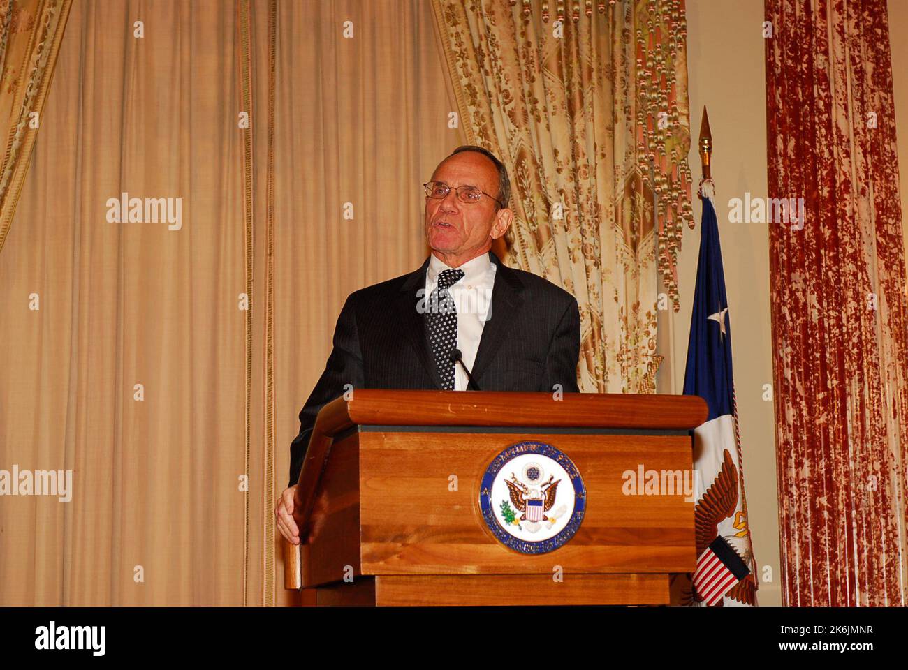 Programma, nella sala Benjamin Franklin, che offre "saluto agli abolizionisti che lavorano per porre fine alla schiavitù moderna". Tra i funzionari che hanno tenuto le loro osservazioni vi sono stati: Il Segretario alla Conferenza Rice; il Sottosegretario alla democrazia e agli Affari globali Paula Dobriansky; l'Ambasciatore in generale e il Direttore dell'Ufficio di Stato per monitorare e combattere il traffico di persone, John Miller; il Congressista della Virginia Frank Wolf; e il Congressista del New Jersey Chris Smith. Foto Stock