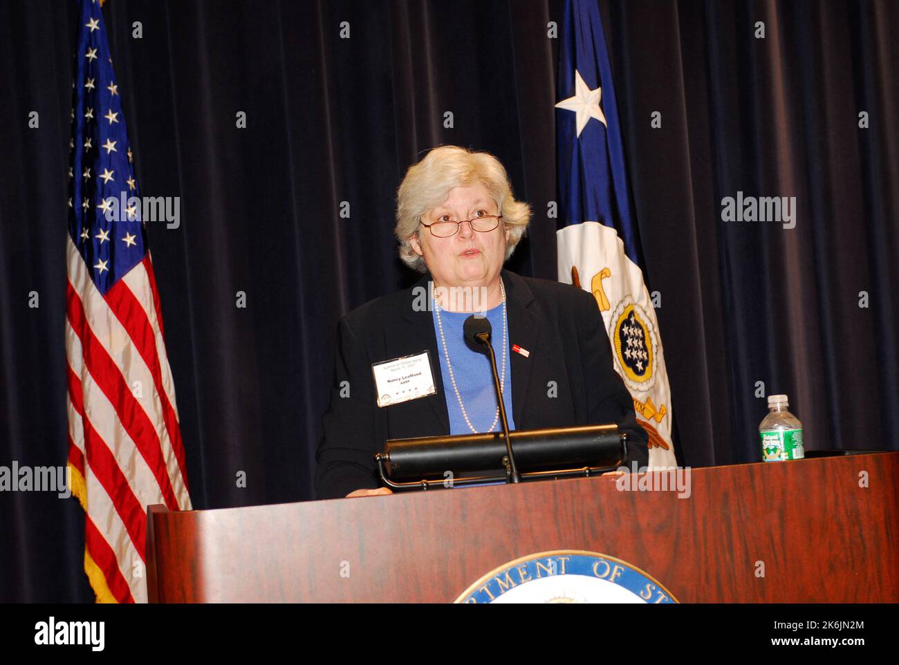 Vertice sull'invecchiamento globale, nell'Auditorium Dean Acheson, dove i partecipanti del governo, delle università e del settore privato hanno discusso gli effetti dell'invecchiamento della popolazione sulla crescita economica, sulla forza lavoro, sul commercio, sulla migrazione, sulle relazioni internazionali; e la sicurezza nazionale. Foto Stock