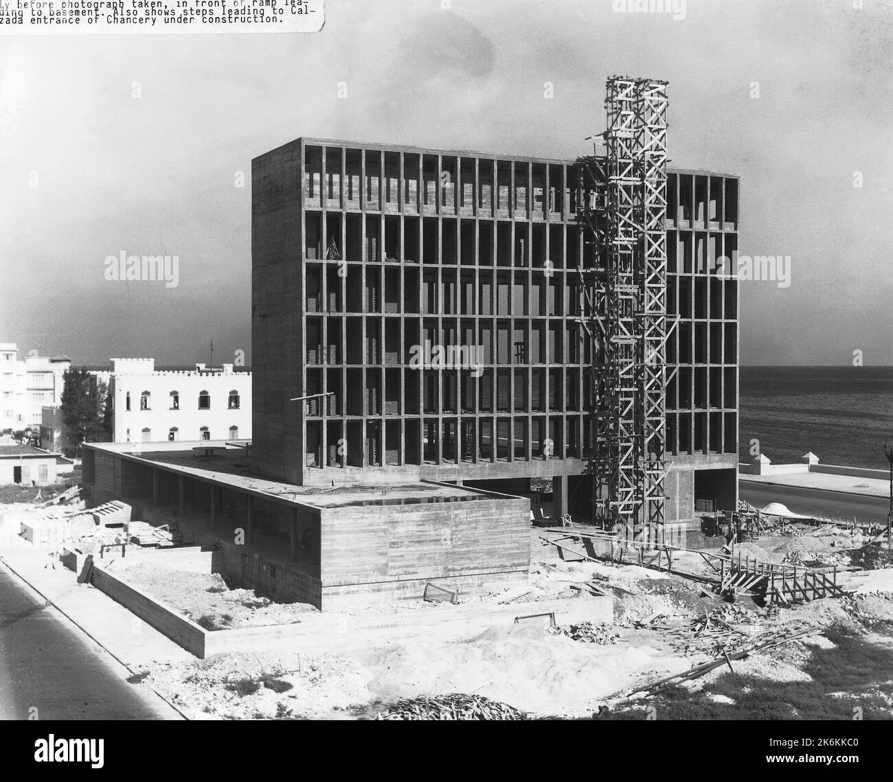Havana - Chancery Office Building - 1951, fotografie degli Stati Uniti relative a ambasciate, consolati e altri edifici d'oltremare Foto Stock