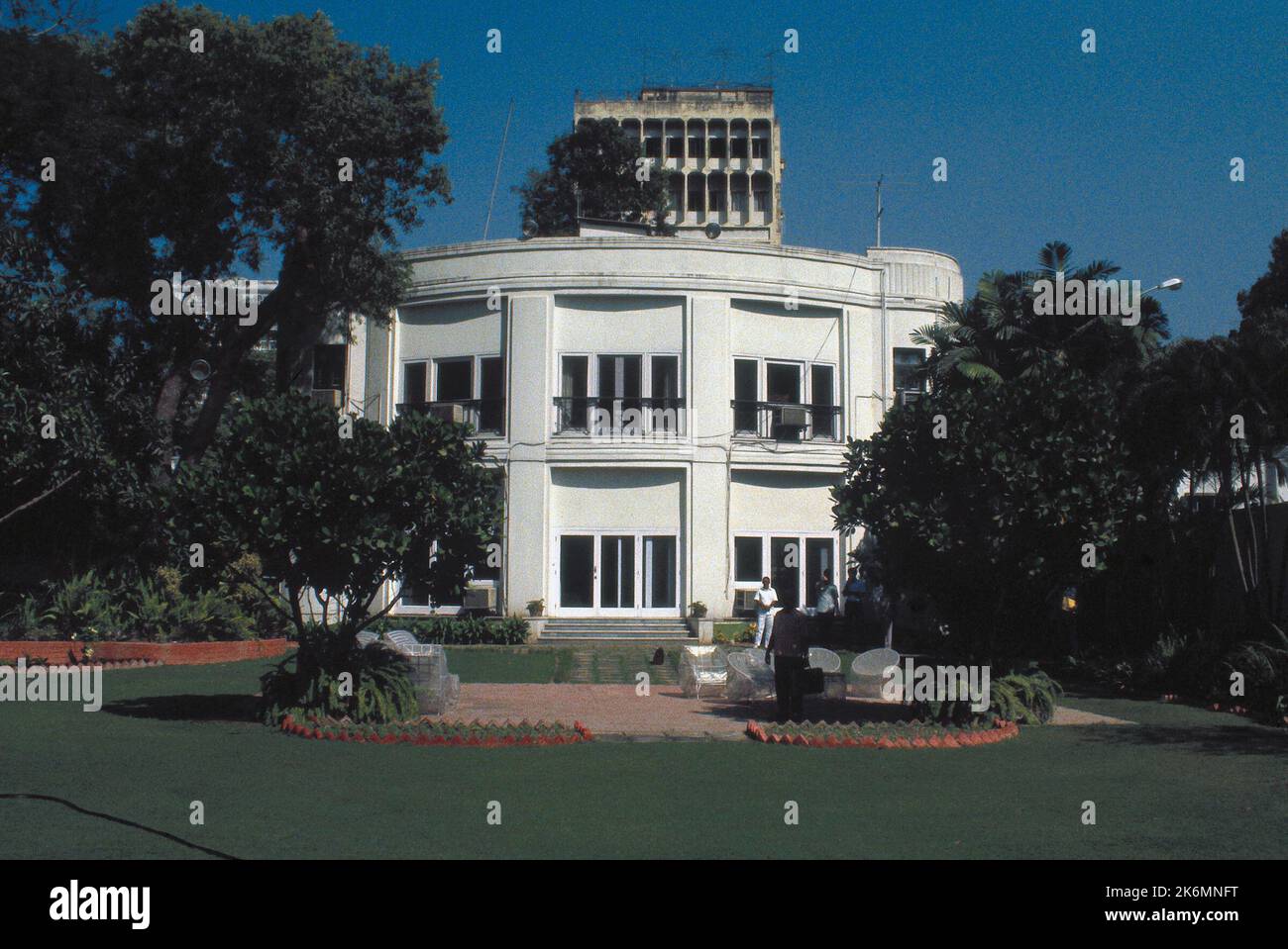 Calcutta - ufficiale principale/Consul General Residence - 1981, Stati Uniti fotografie relative a ambasciate, consolati e altri edifici d'oltremare Foto Stock Calcutta - ufficiale principale/Consul General Residence - 1981, Stati Uniti fotografie relative a ambasciate, consolati e altri edifici d'oltremare Foto Stock