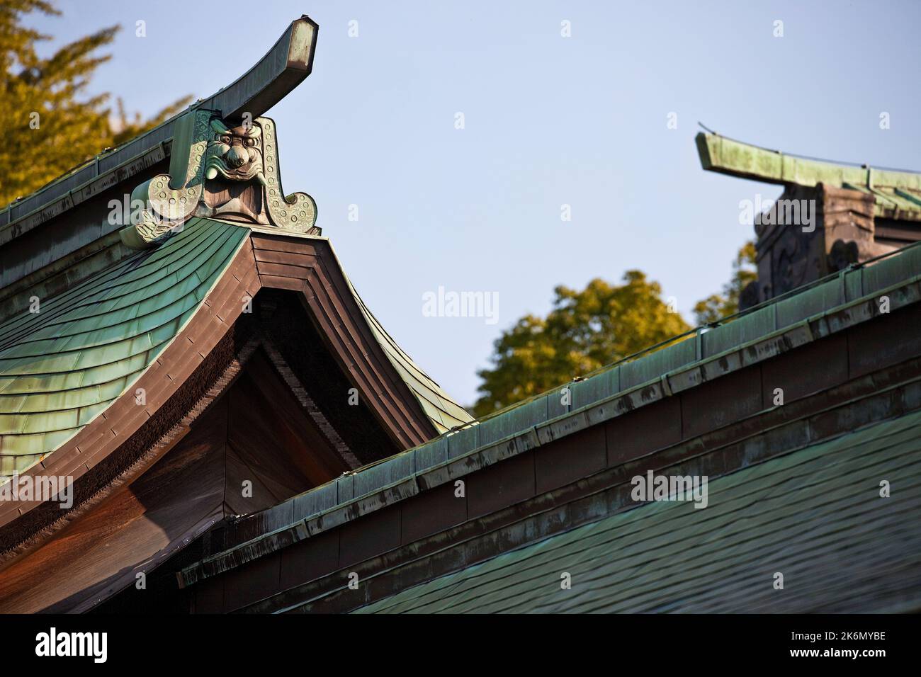 Decorazione del tetto al Santuario di Hakozaki a Fukuoka, Kyushu, Giappone Foto Stock