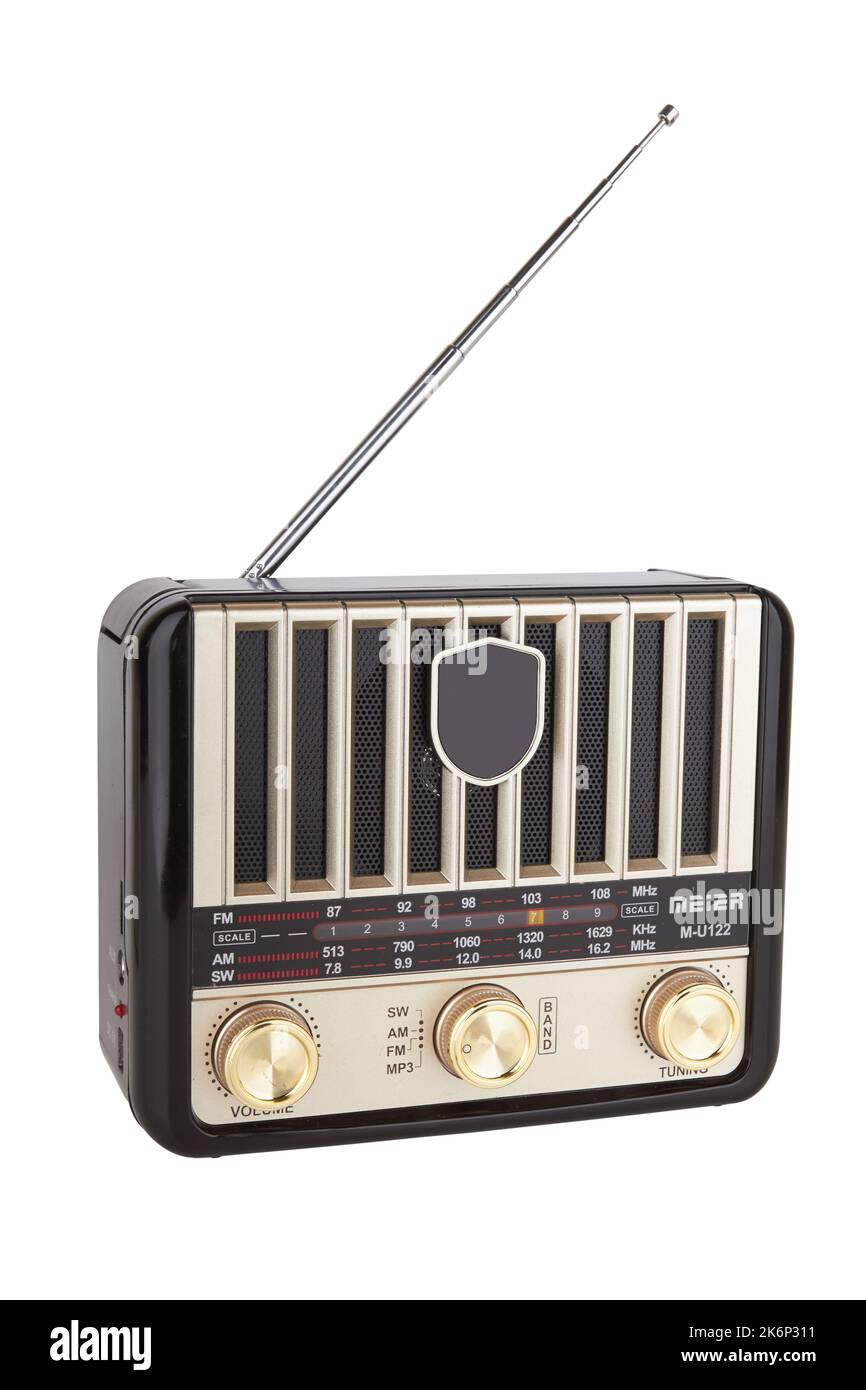 Radio retro ricevitore portatile vintage oggetto isolato sfondo bianco Foto Stock