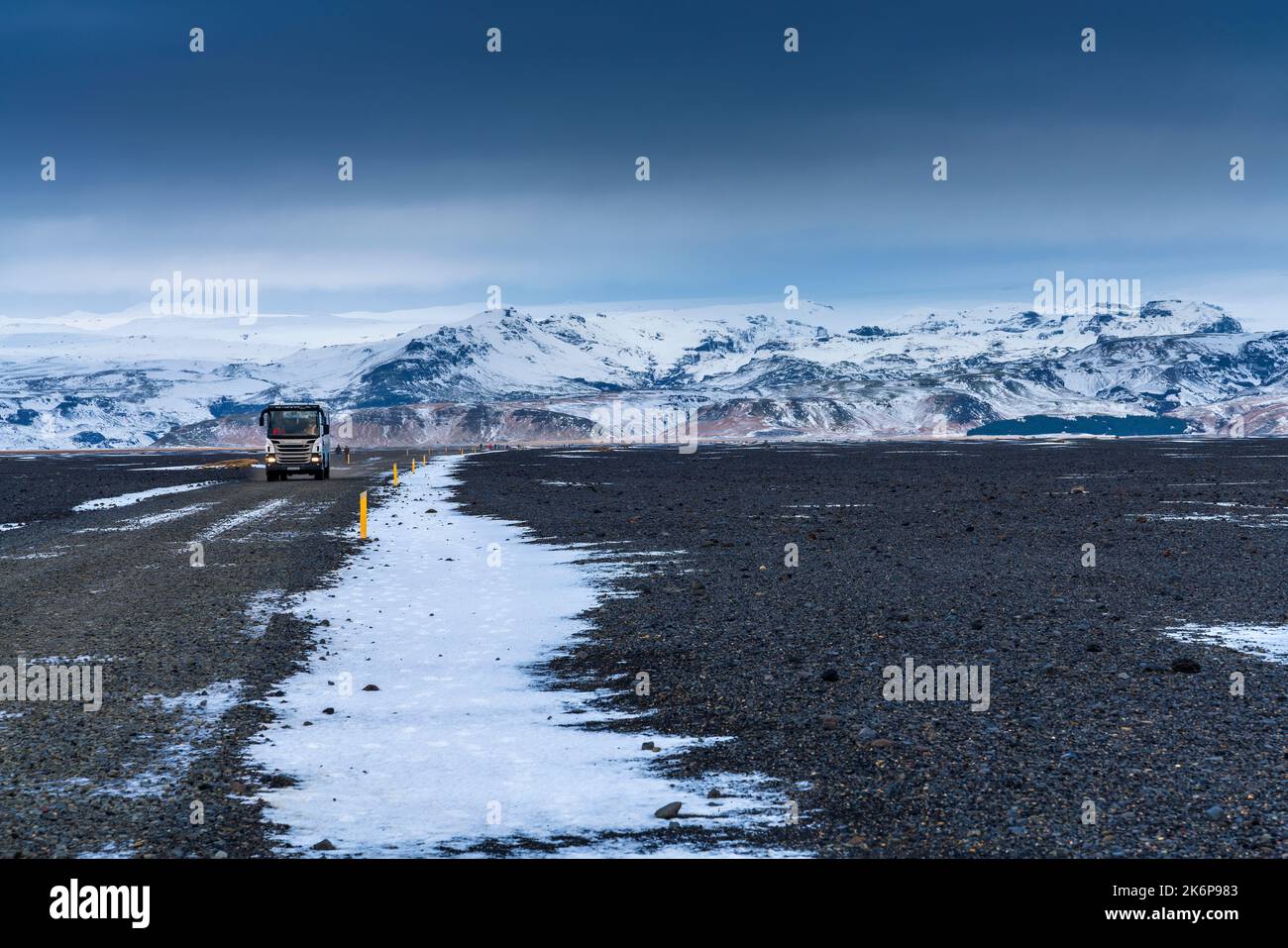 Strada per Solheimasandur aereo Wreck Sajid D'costa, Regione meridionale, Islanda, Europa. Foto Stock
